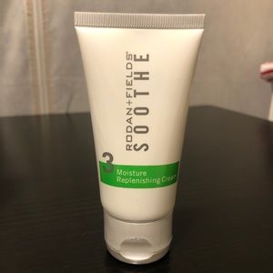 NEW✨ R+F SOOTHE Moisture Replenishing Cream